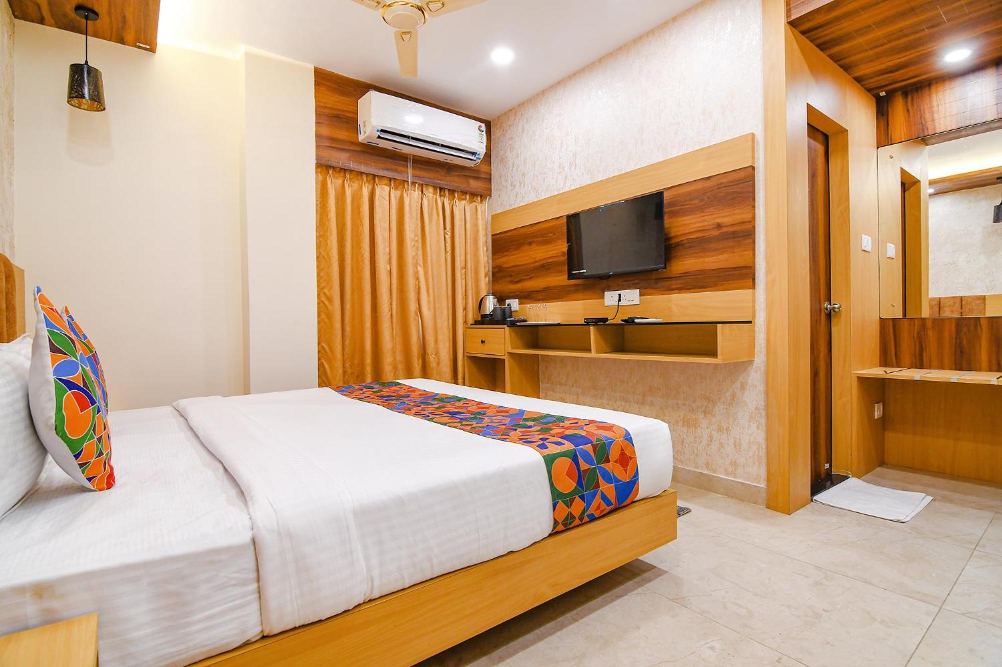 Fabhotel Sonali Golden Palace - Nr Bhubaneswar Railway Station Exterior photo